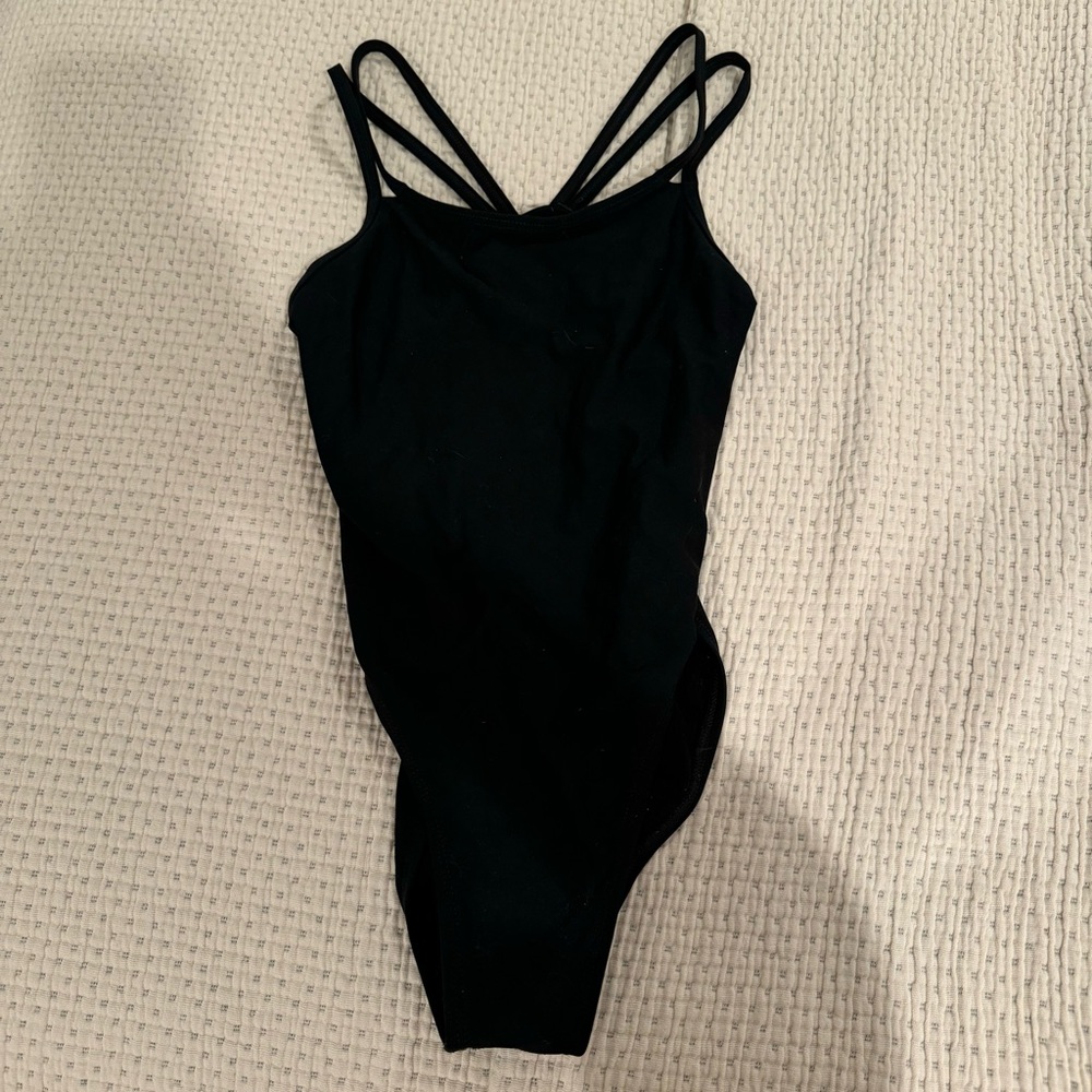 Jolyn One Piece